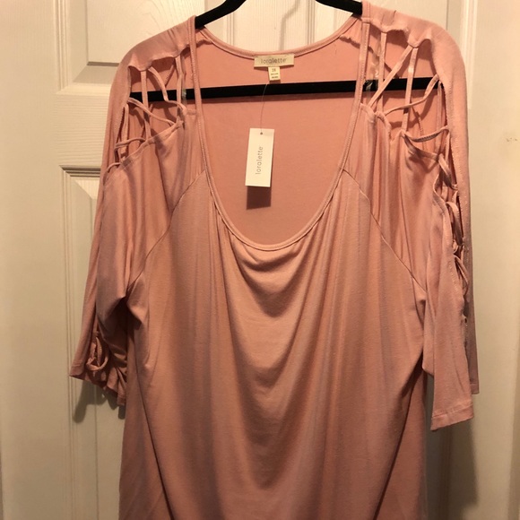 Loralette pale pink 3/4 lattice sleeve top - Picture 4 of 4